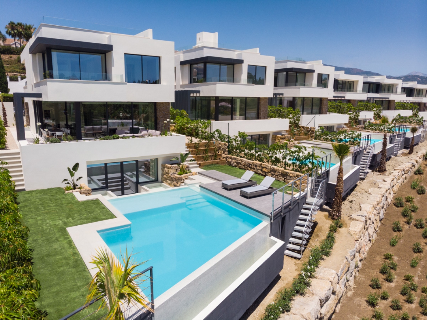 Promoción de villas en El Campanario, Estepona