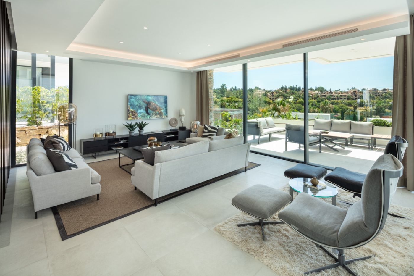 New development of villas in EL Campanario, Estepona