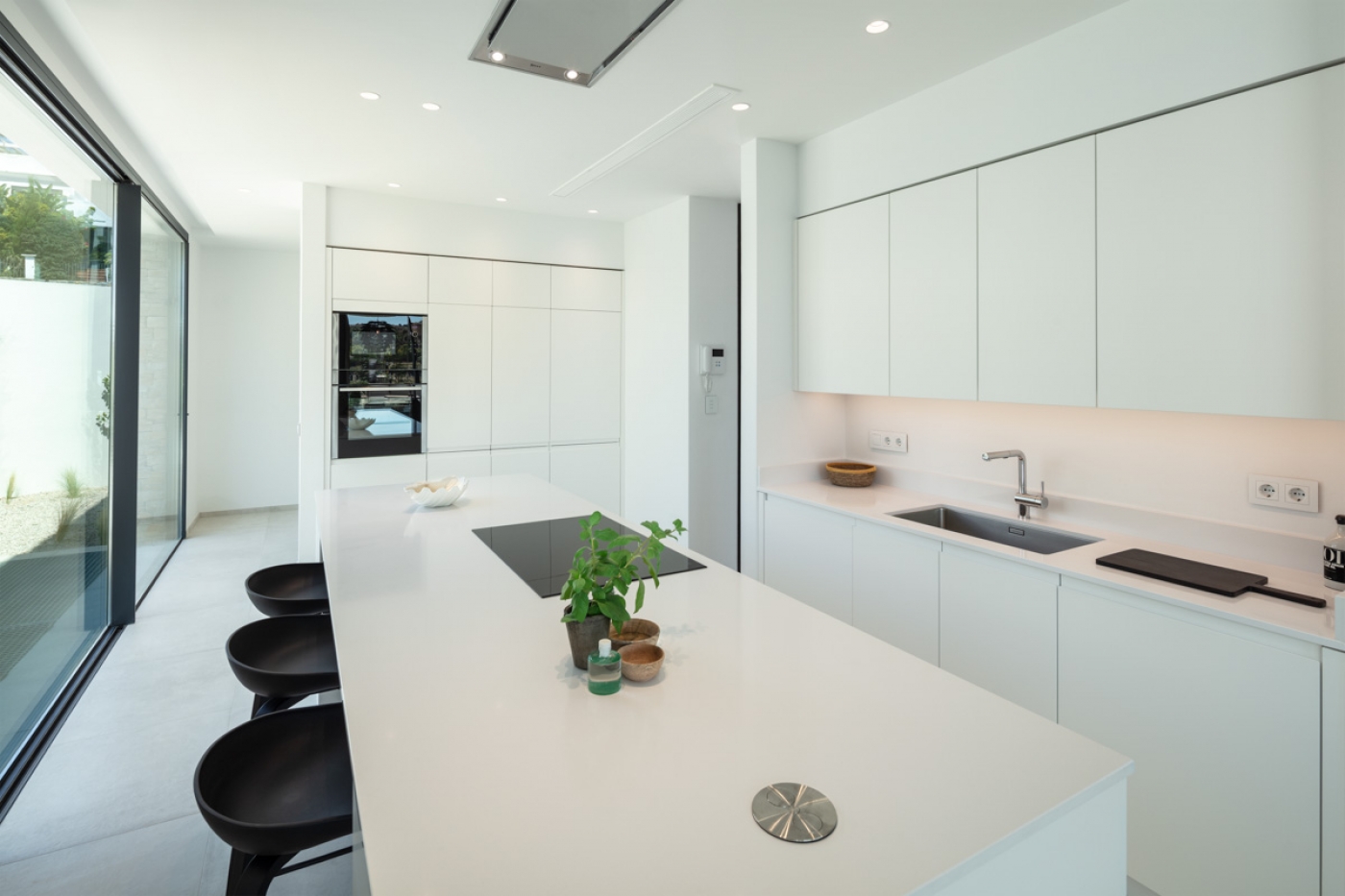 New development of villas in EL Campanario, Estepona