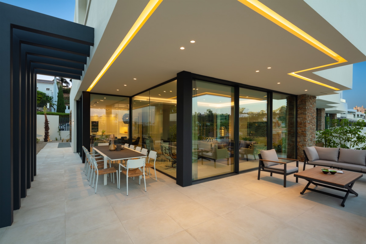 New development of villas in EL Campanario, Estepona
