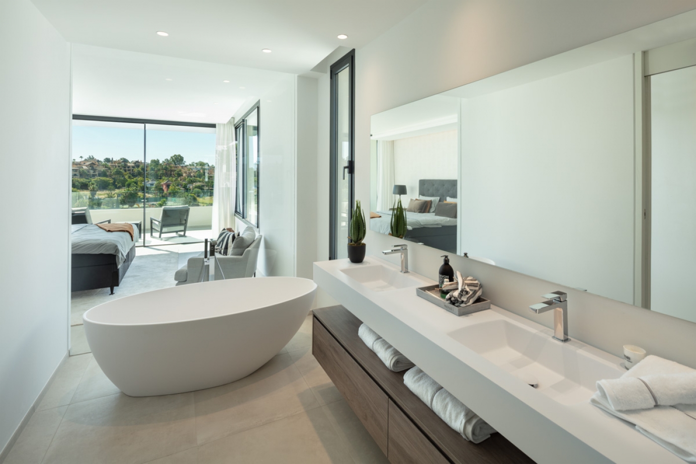 New development of villas in EL Campanario, Estepona