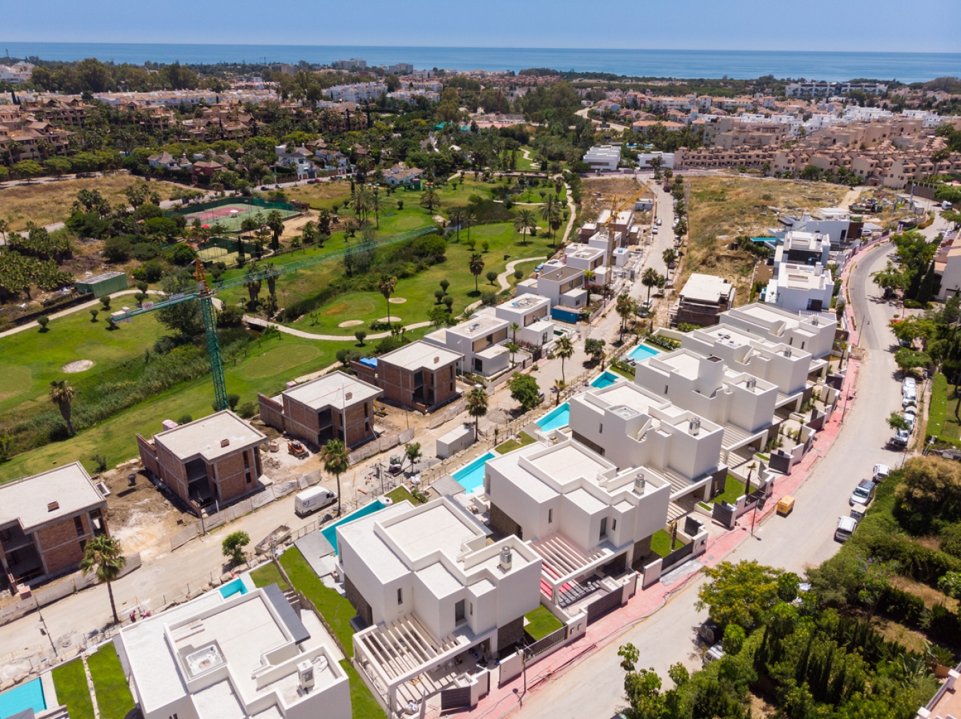New development of villas in EL Campanario, Estepona