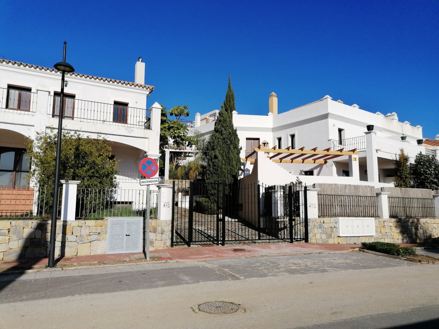 Promotion of townhouses in El Campanario