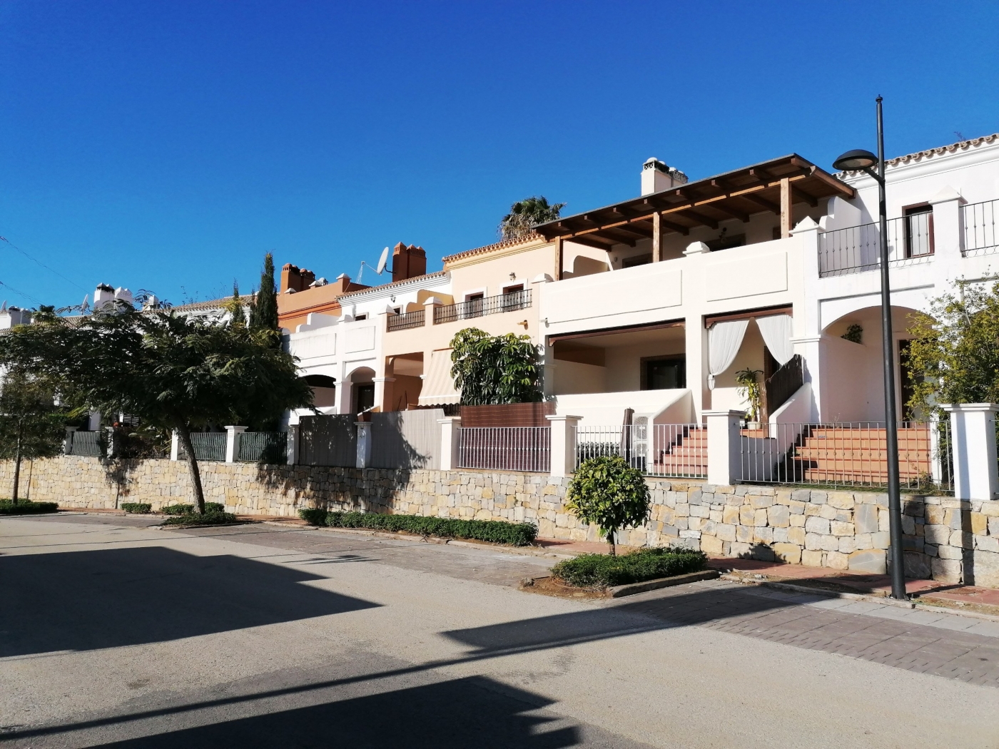 Promotion of townhouses in El Campanario