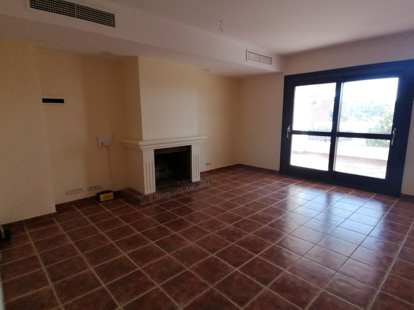 Promotion of townhouses in El Campanario