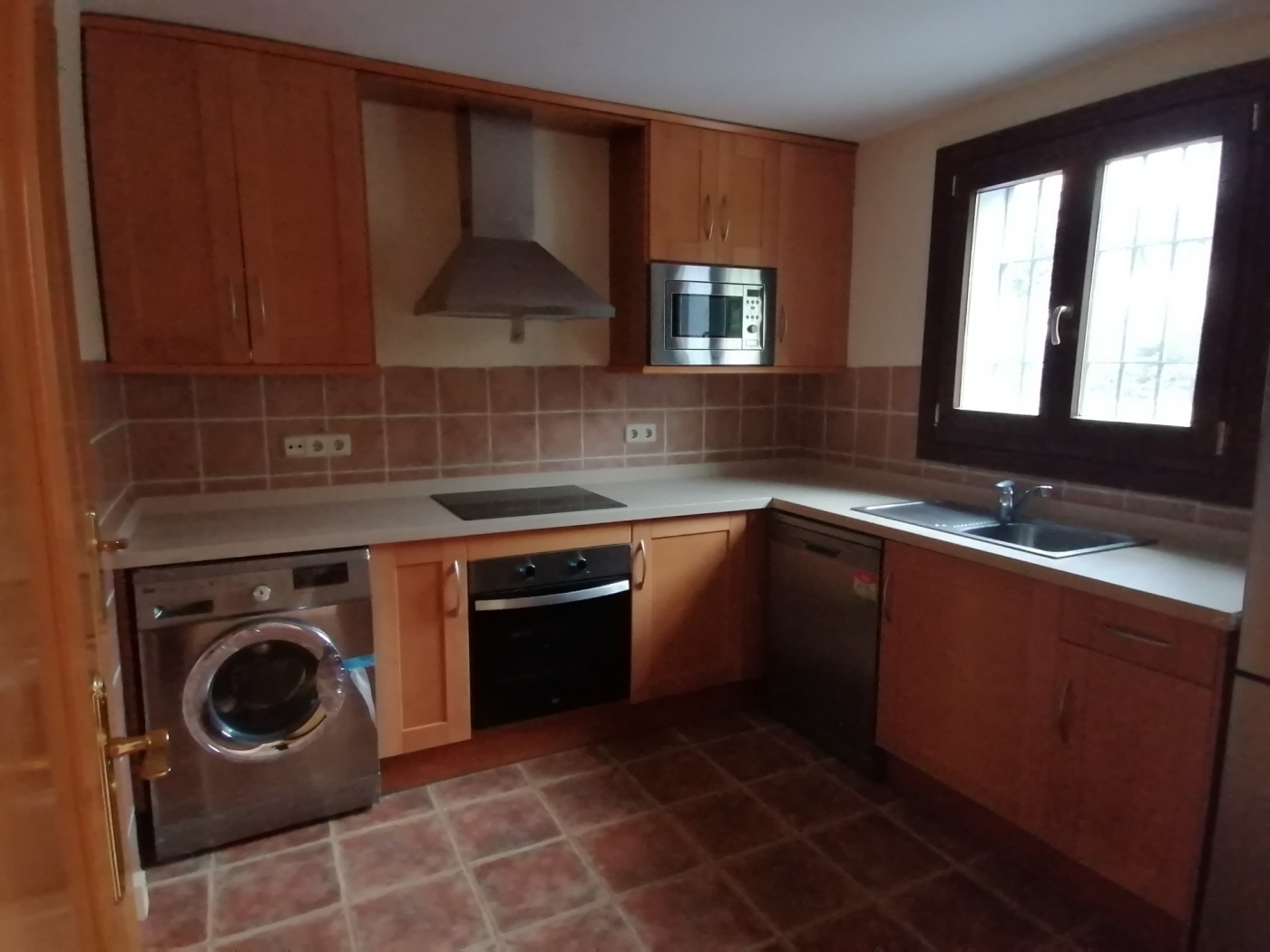 Promotion of townhouses in El Campanario
