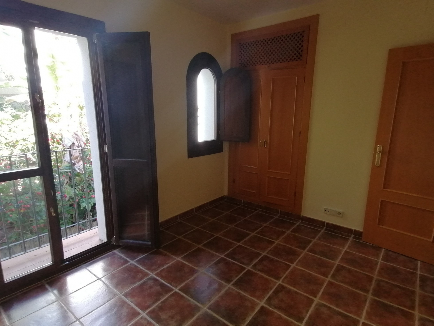Promotion of townhouses in El Campanario