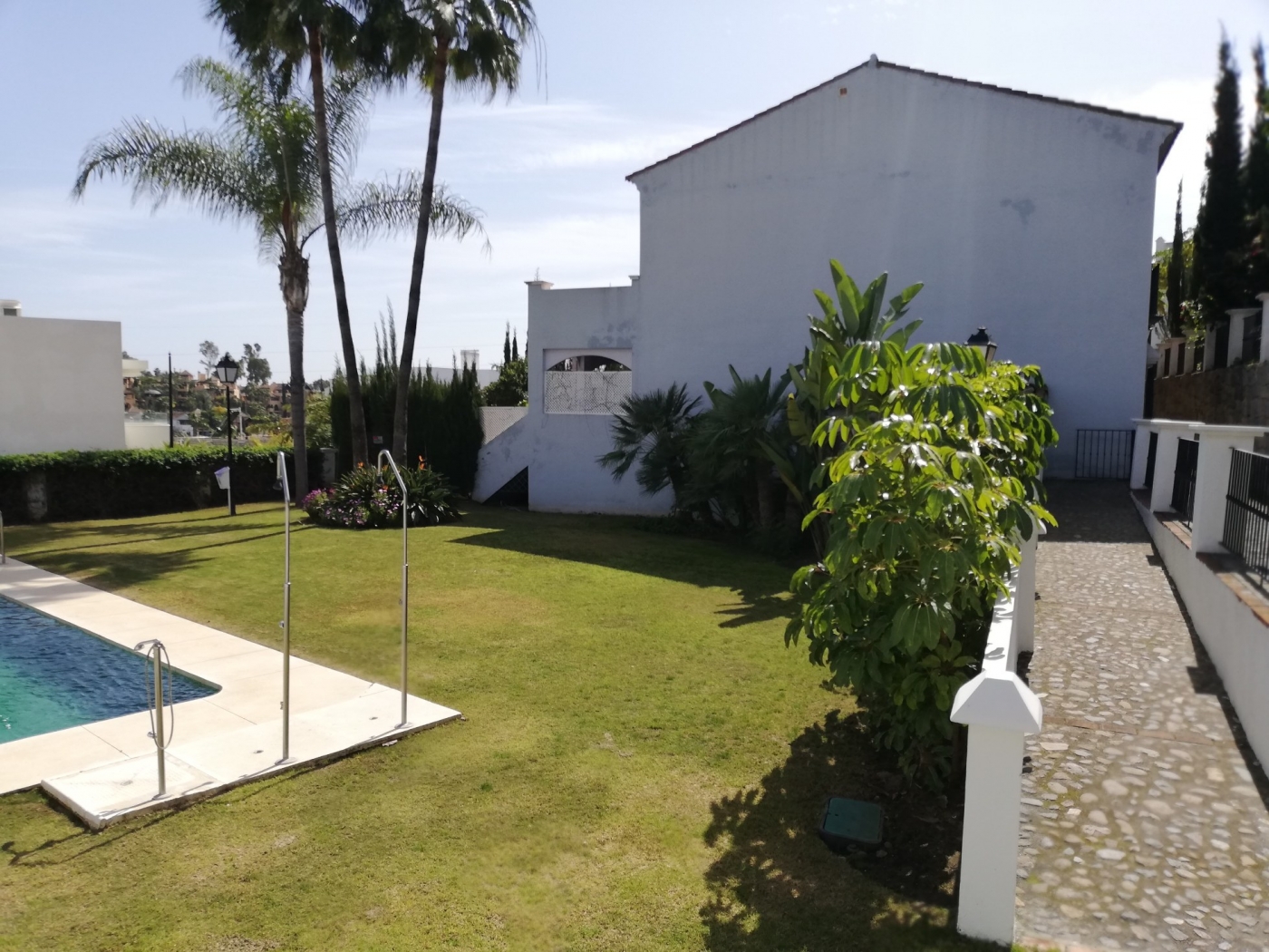 Promotion of townhouses in El Campanario