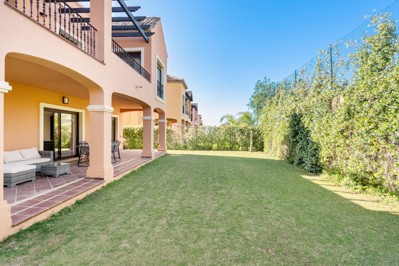 Promoción de Villas y Pareados en Estepona Golf