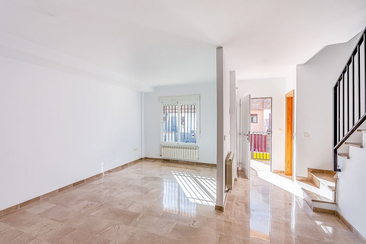 Promoción de chalets adosados en Atarfe, Granada