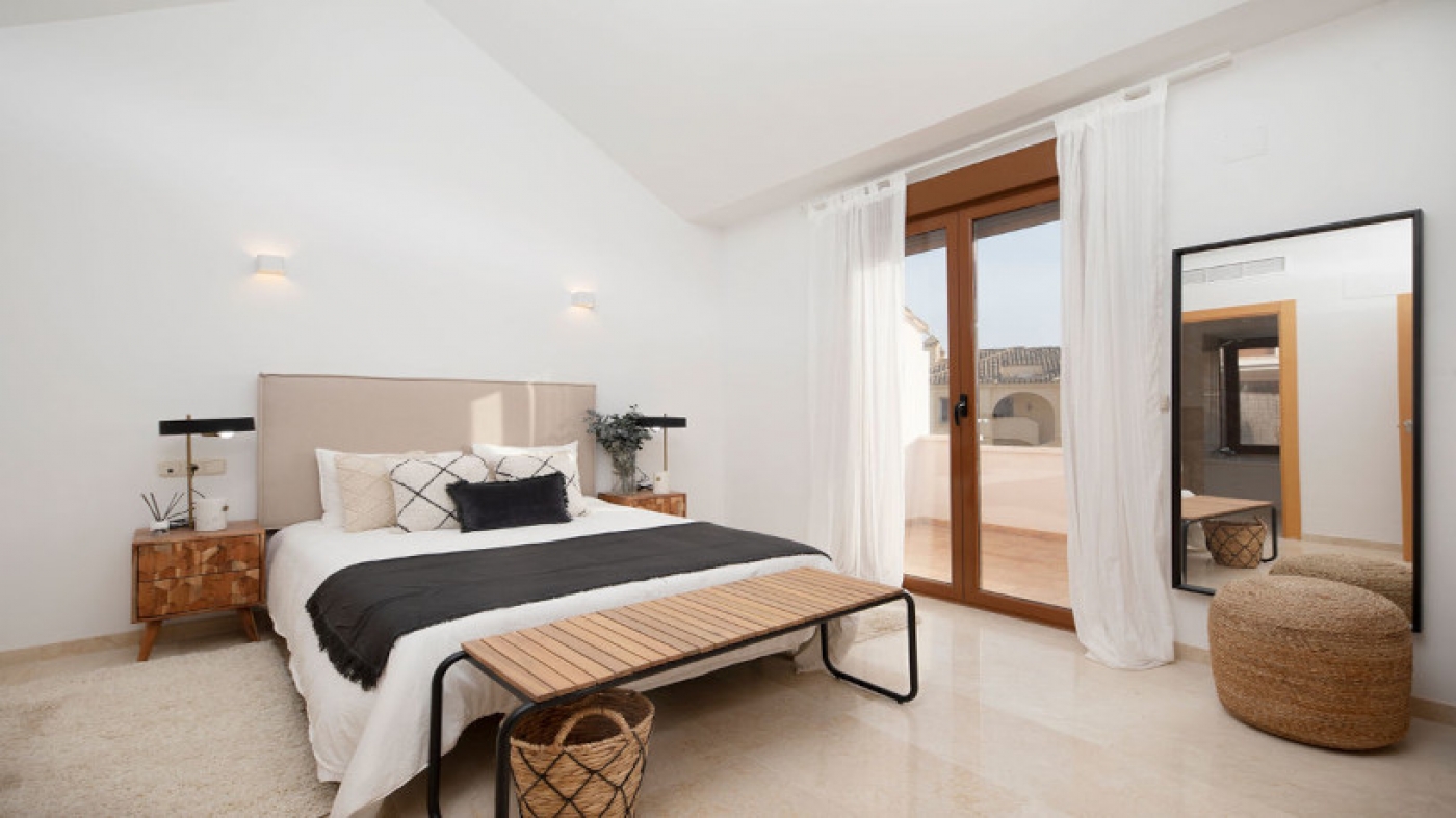 Promoción de chalets adosados en Bahía de Casares