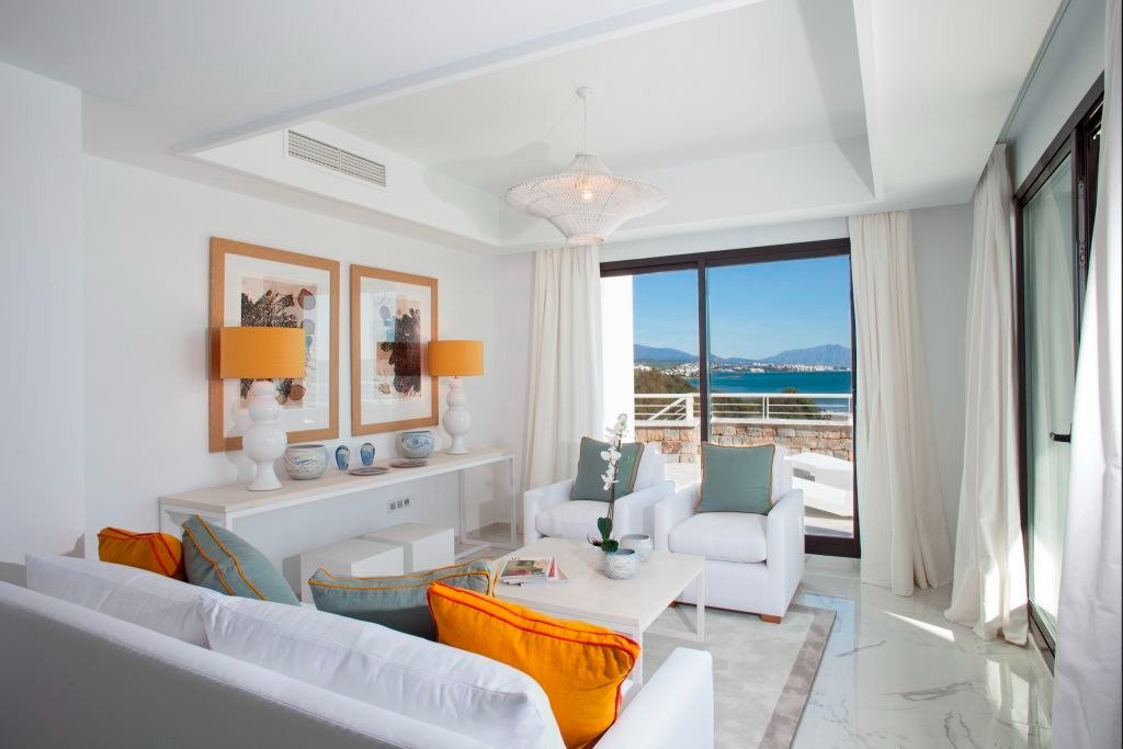 Apartamentos en primera línea de playa, Casares