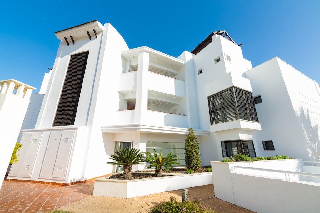 Apartamentos en primera línea de playa, Casares