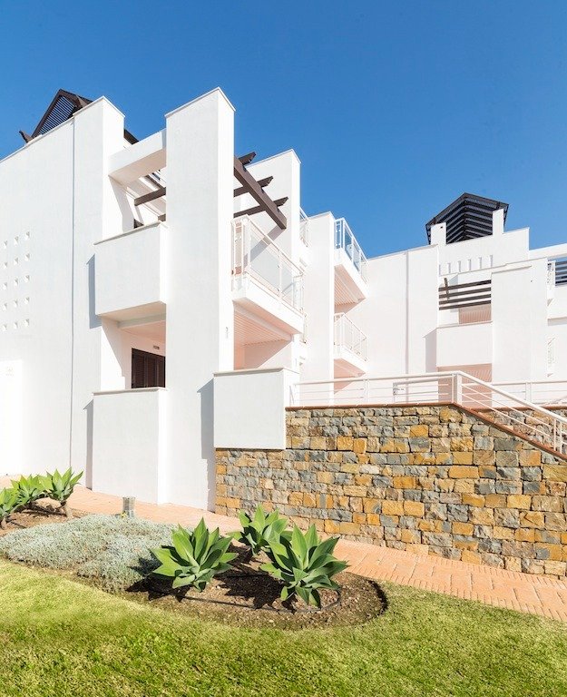 Apartamentos en primera línea de playa, Casares