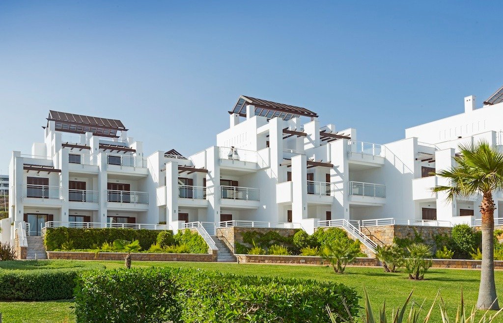 Apartamentos en primera línea de playa, Casares