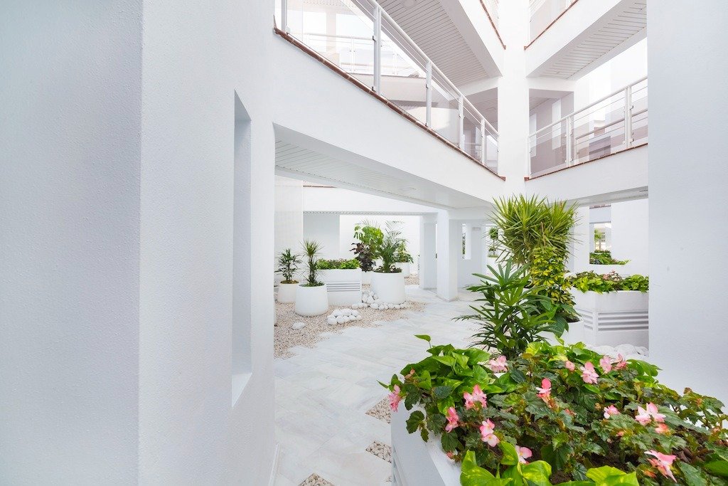 Apartamentos en primera línea de playa, Casares