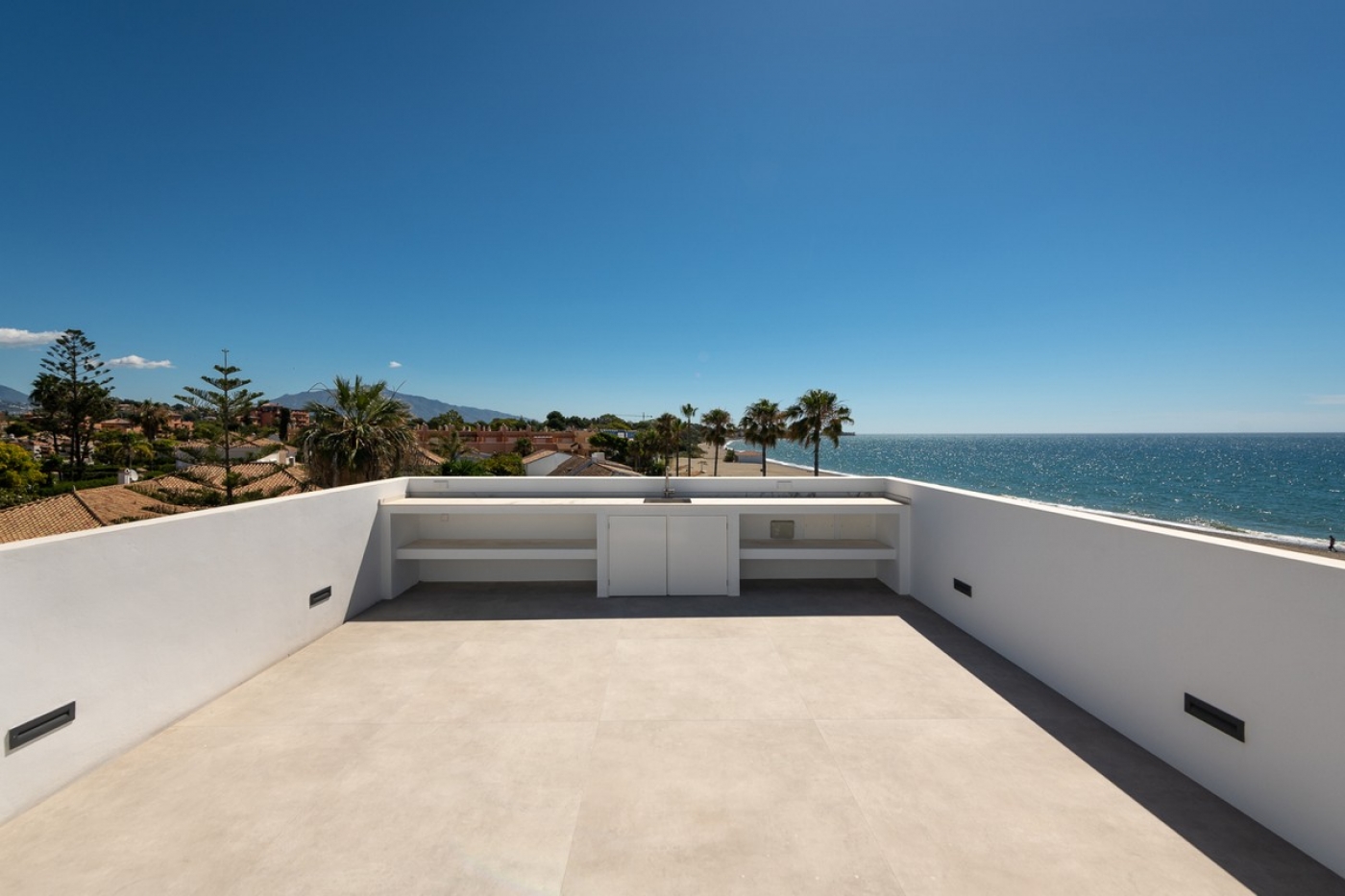 Villa en primera línea de playa