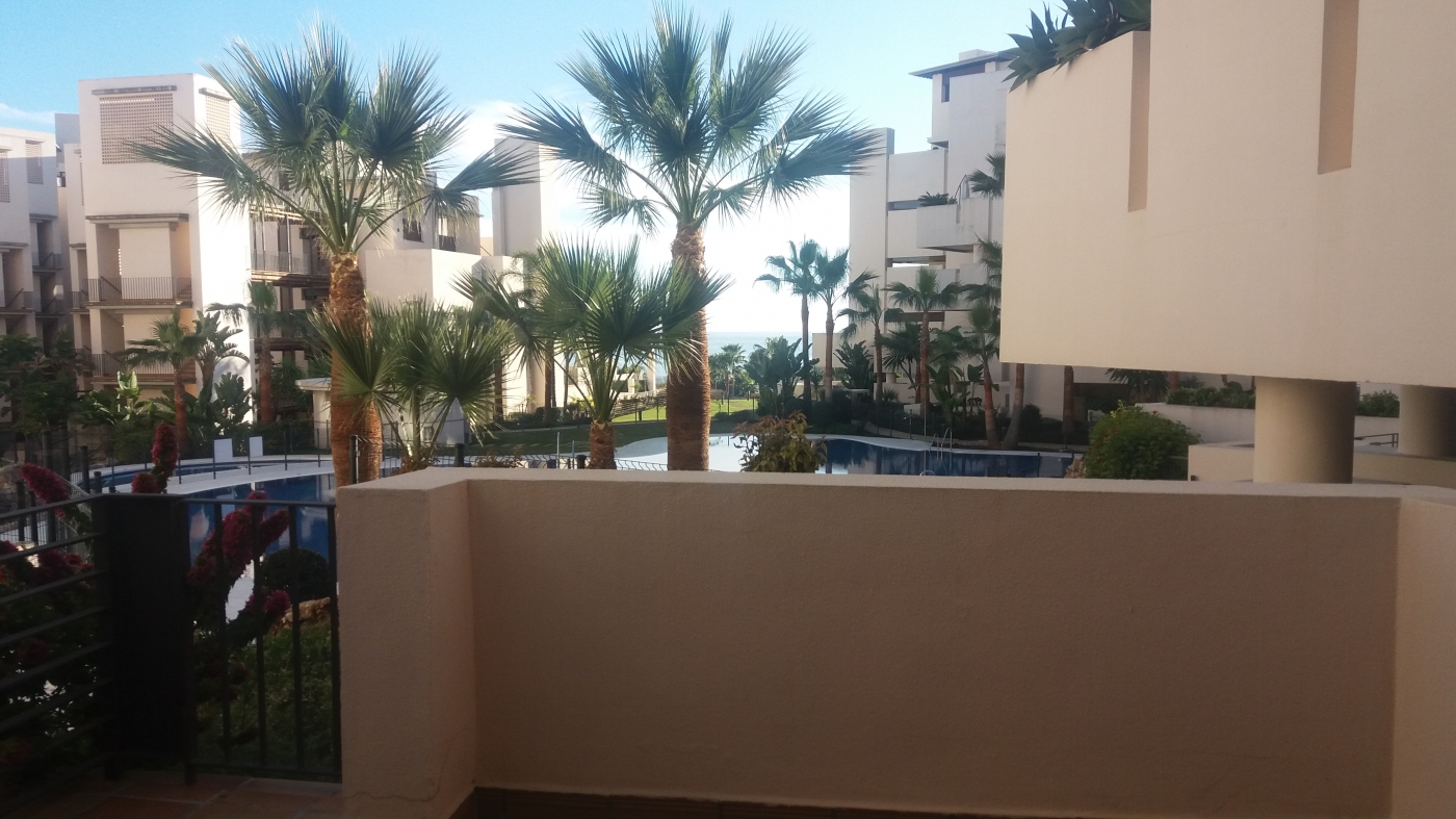 Apartamento en planta baja en primera linea de playa