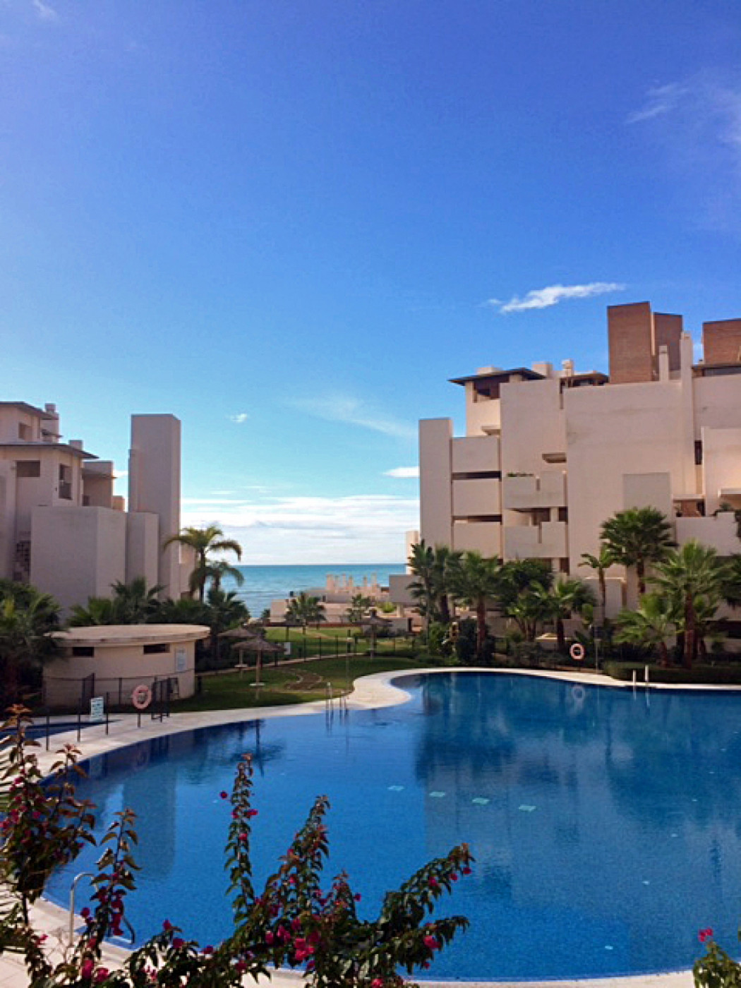 Apartamento en planta baja en primera linea de playa