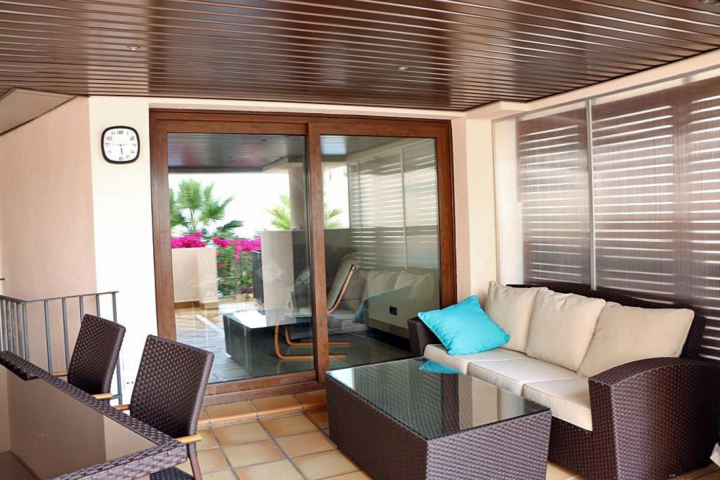 Apartamento en planta baja en primera linea de playa