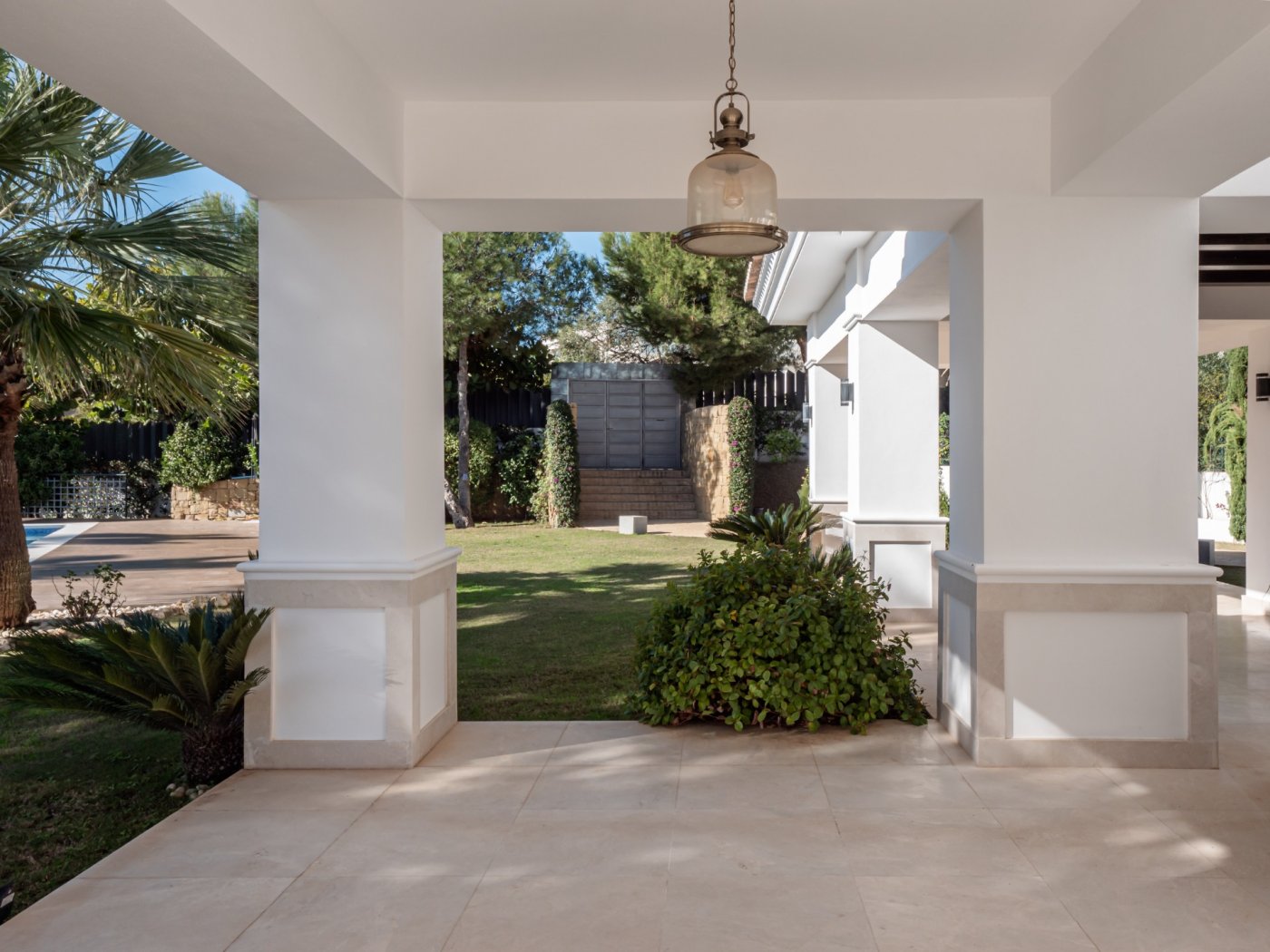Villa moderna mediterránea en Sierra Blanca