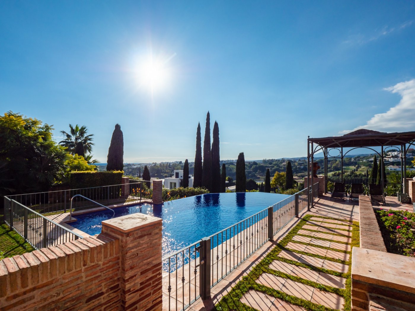 Villa mediterránea de lujo en Benahavis