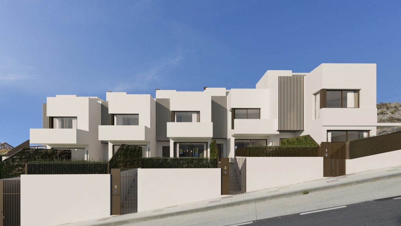 Chalets adosados de entrega inmediata en Rincón de la Victoria