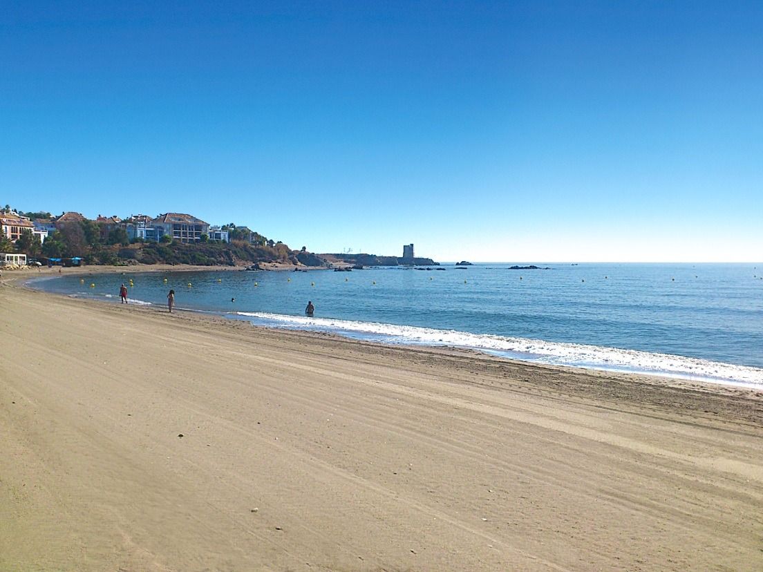Promoción de viviendas en Casares Playa