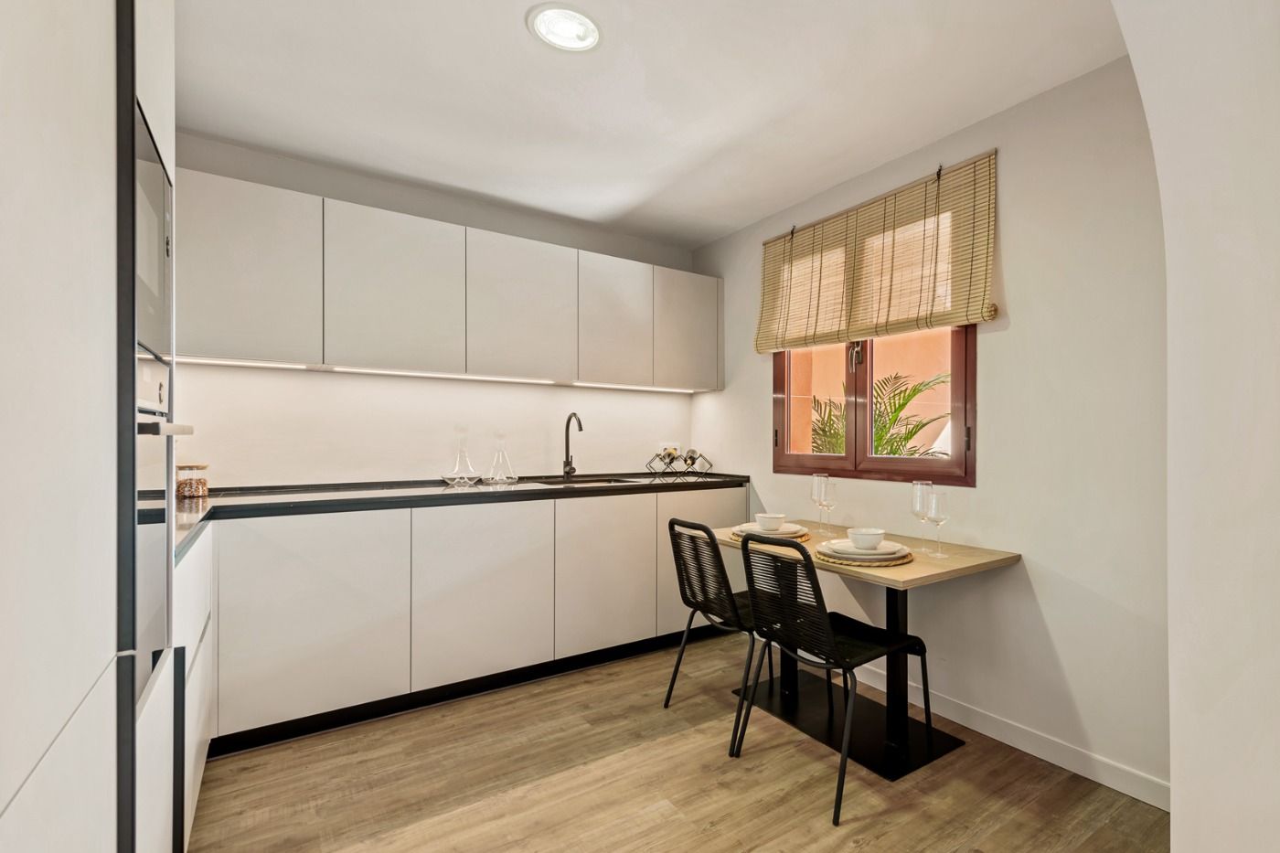 Promoción de apartamentos turísticos junto a El Paraíso Golf