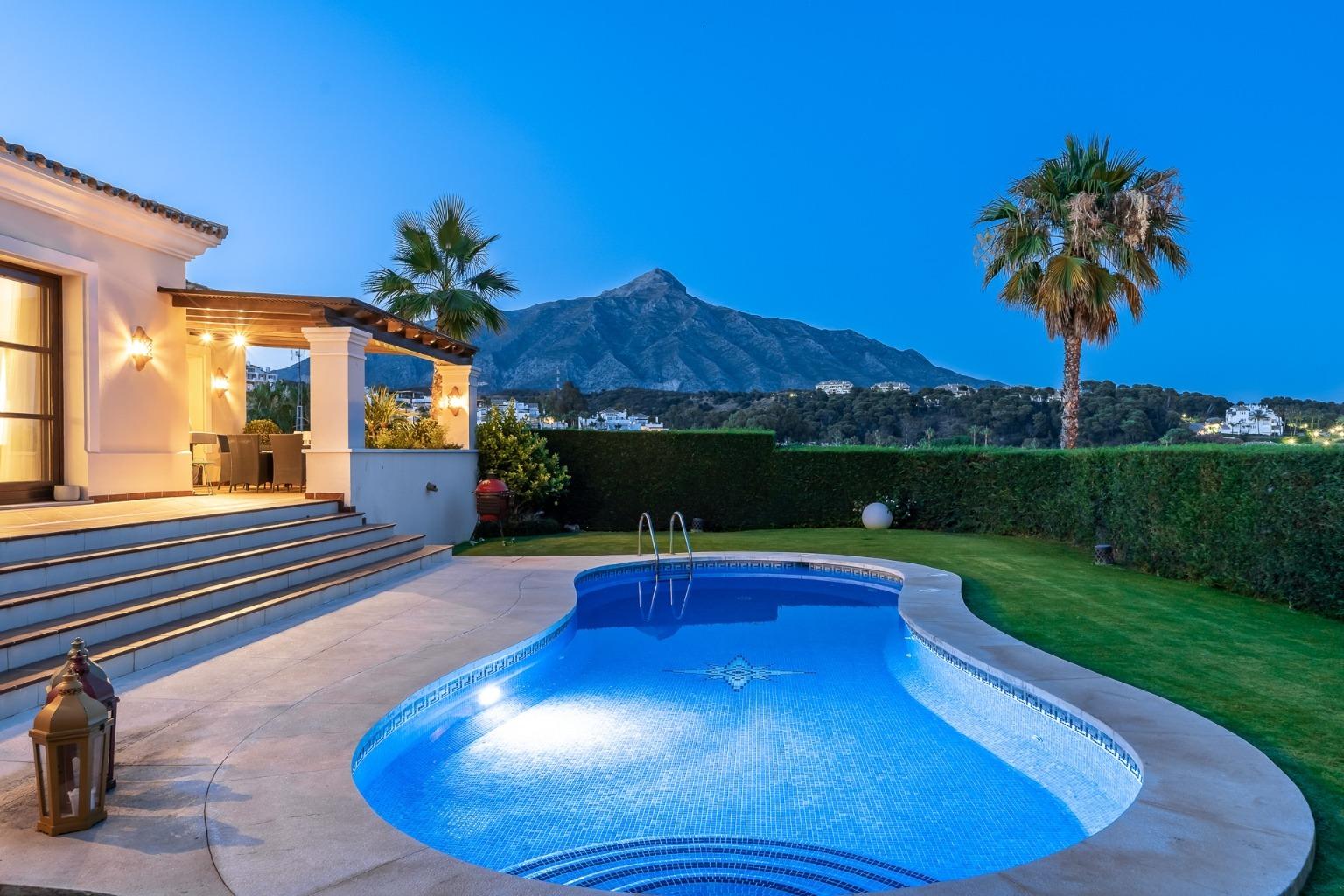 Villa en Nueva Andalucía, Marbella