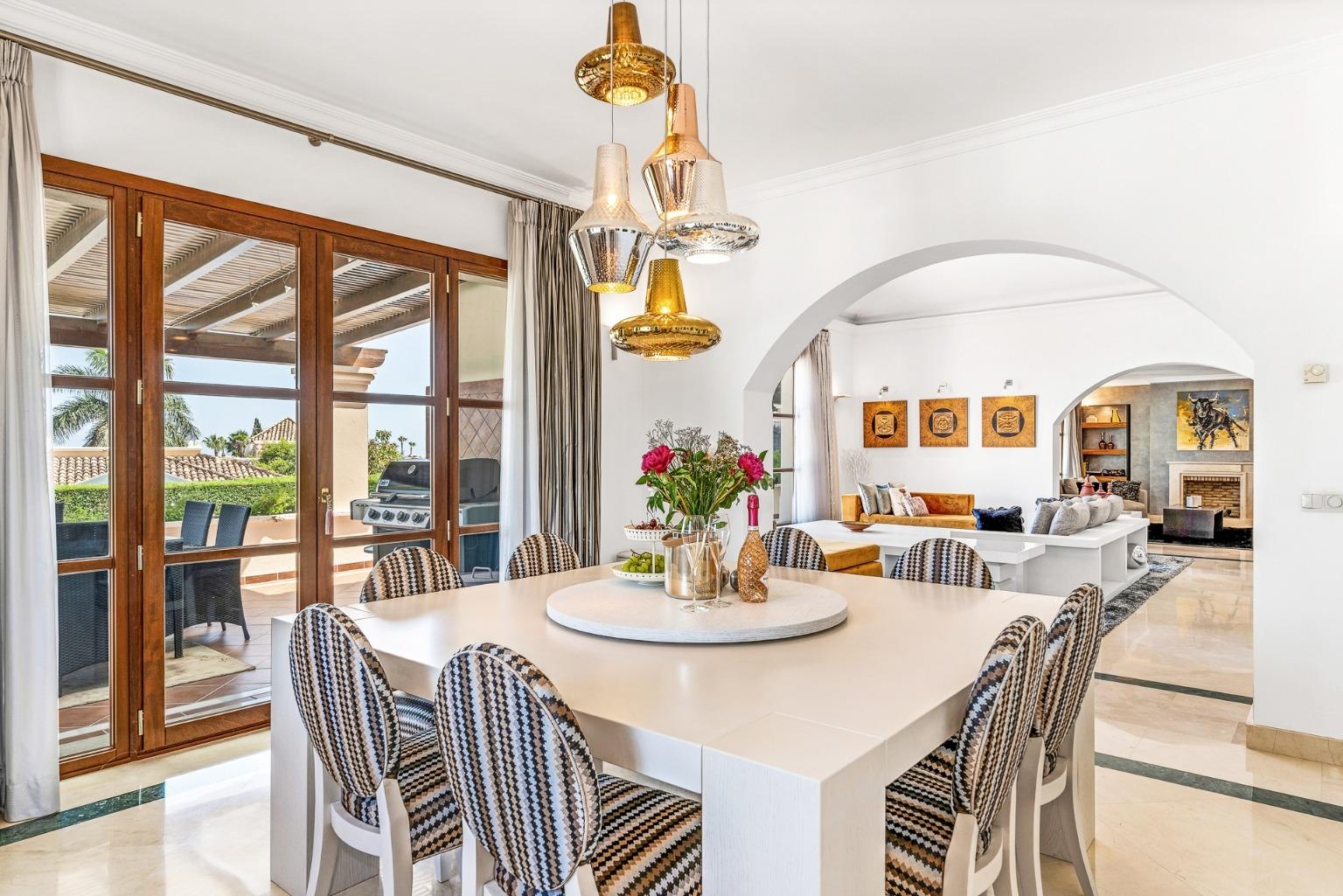 Villa en Nueva Andalucía, Marbella