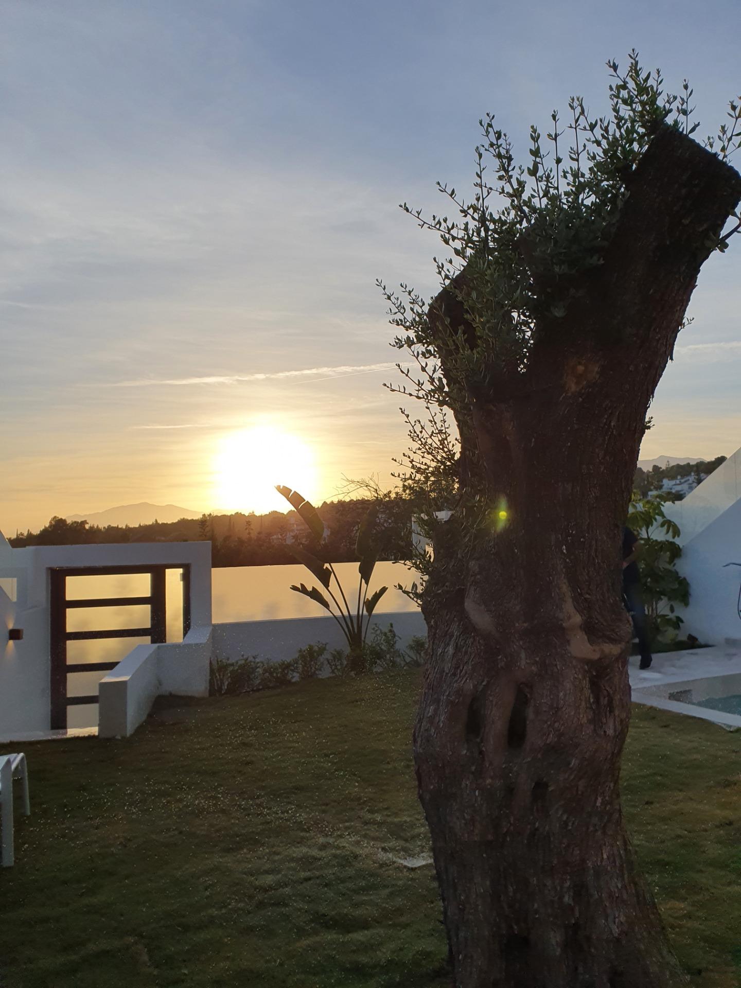 Villa moderna lista para entrar a vivir