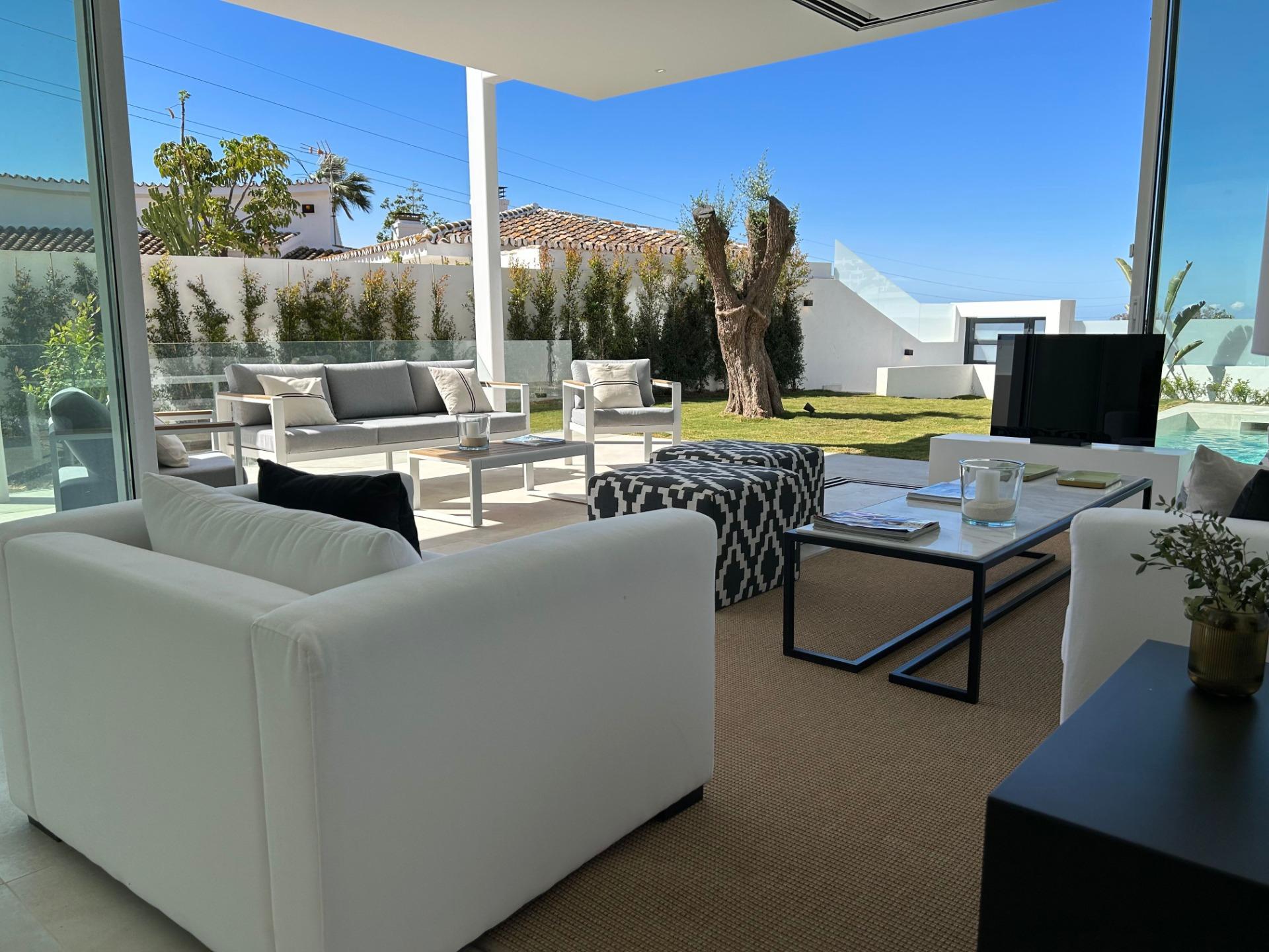 Villa moderna lista para entrar a vivir
