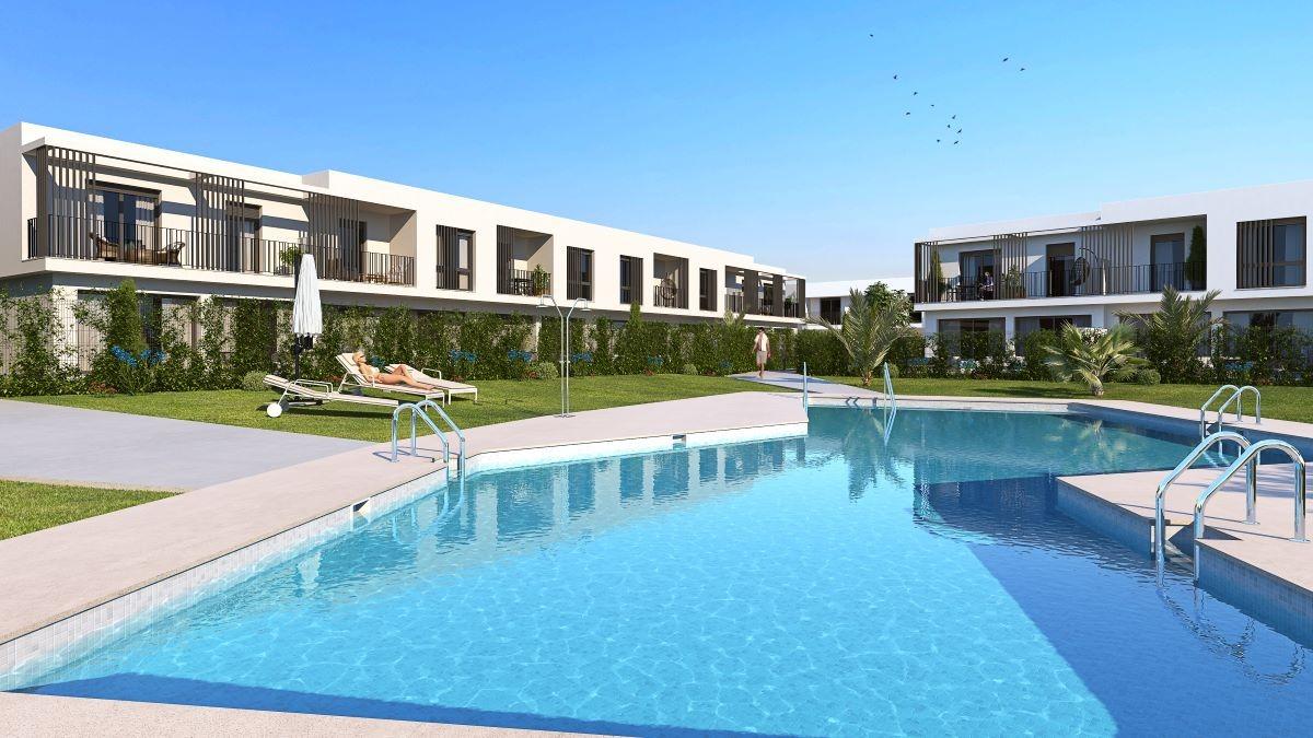 Frontline golf townhouses in San Roque