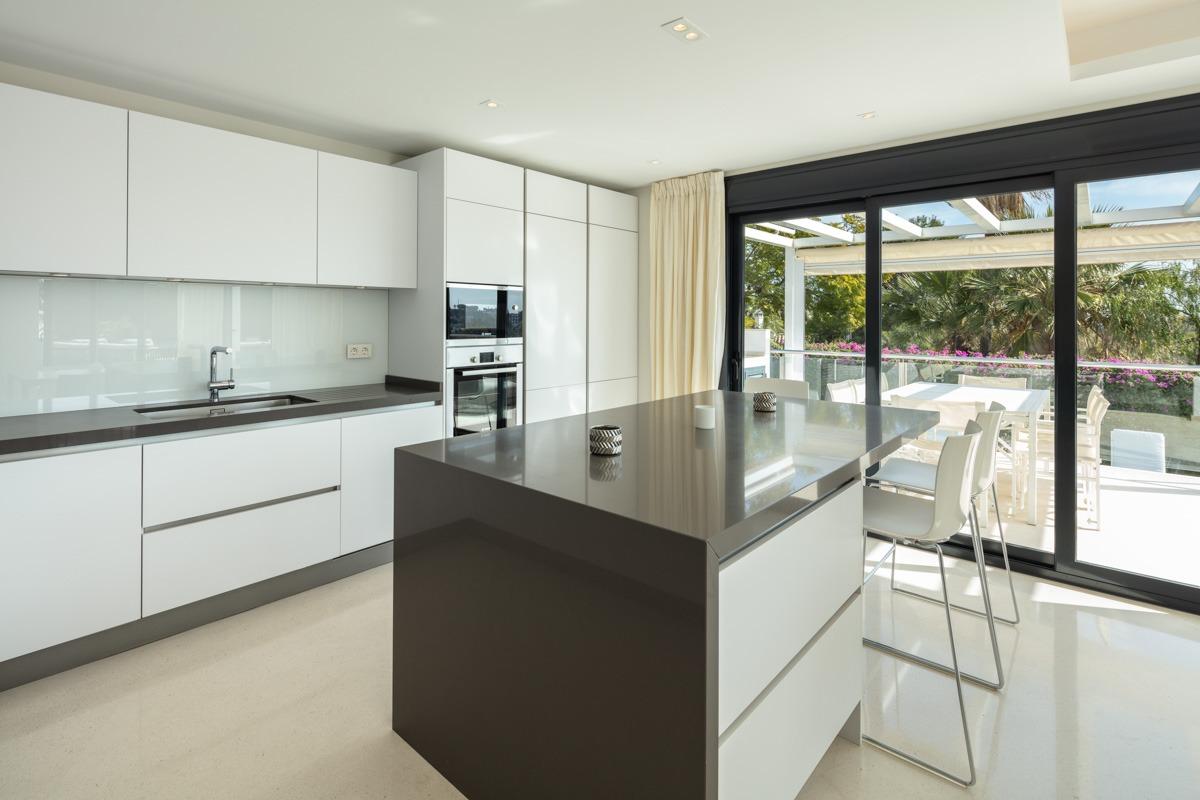 Refurbished villa in Nueva Andalucía, Marbella