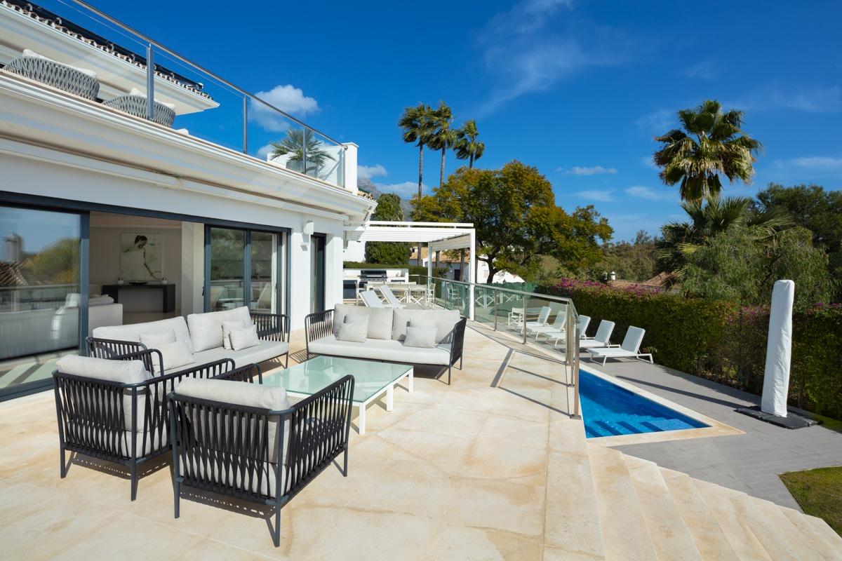 Refurbished villa in Nueva Andalucía, Marbella