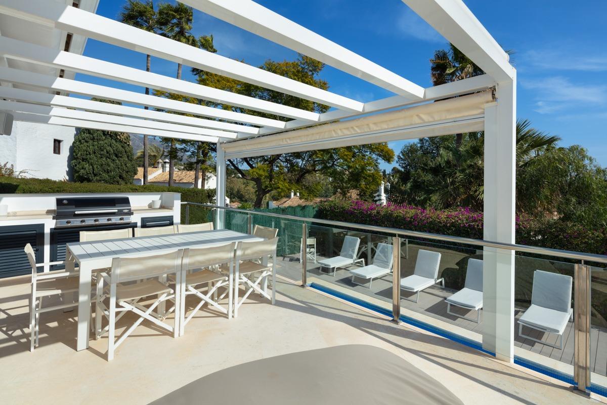 Refurbished villa in Nueva Andalucía, Marbella