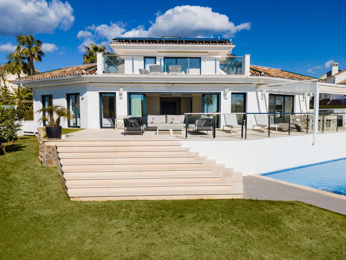 Refurbished villa in Nueva Andalucía, Marbella