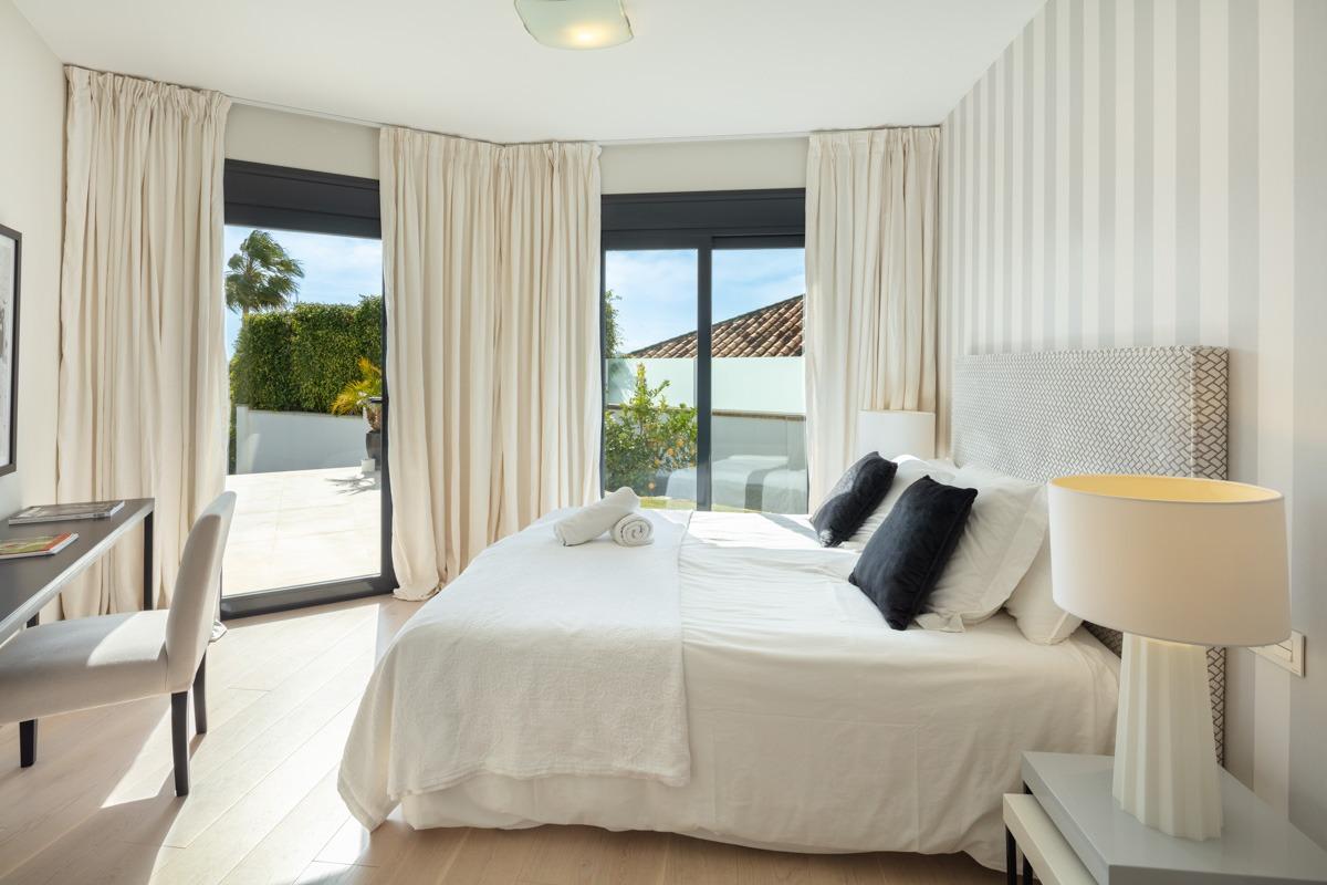 Refurbished villa in Nueva Andalucía, Marbella