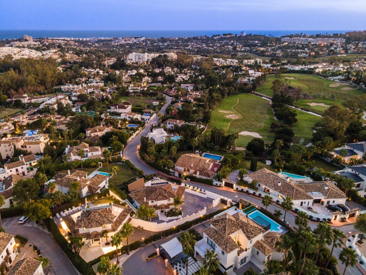 Refurbished villa in Nueva Andalucía, Marbella
