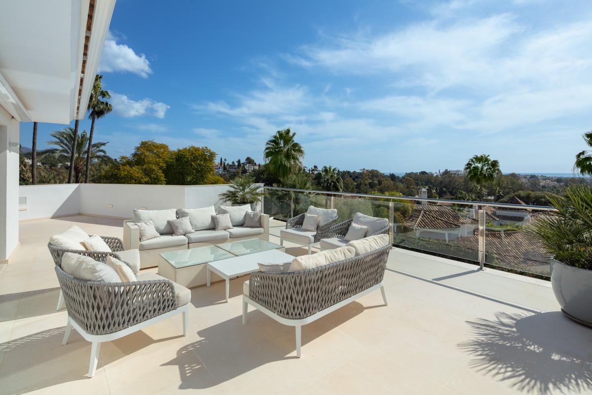 Refurbished villa in Nueva Andalucía, Marbella