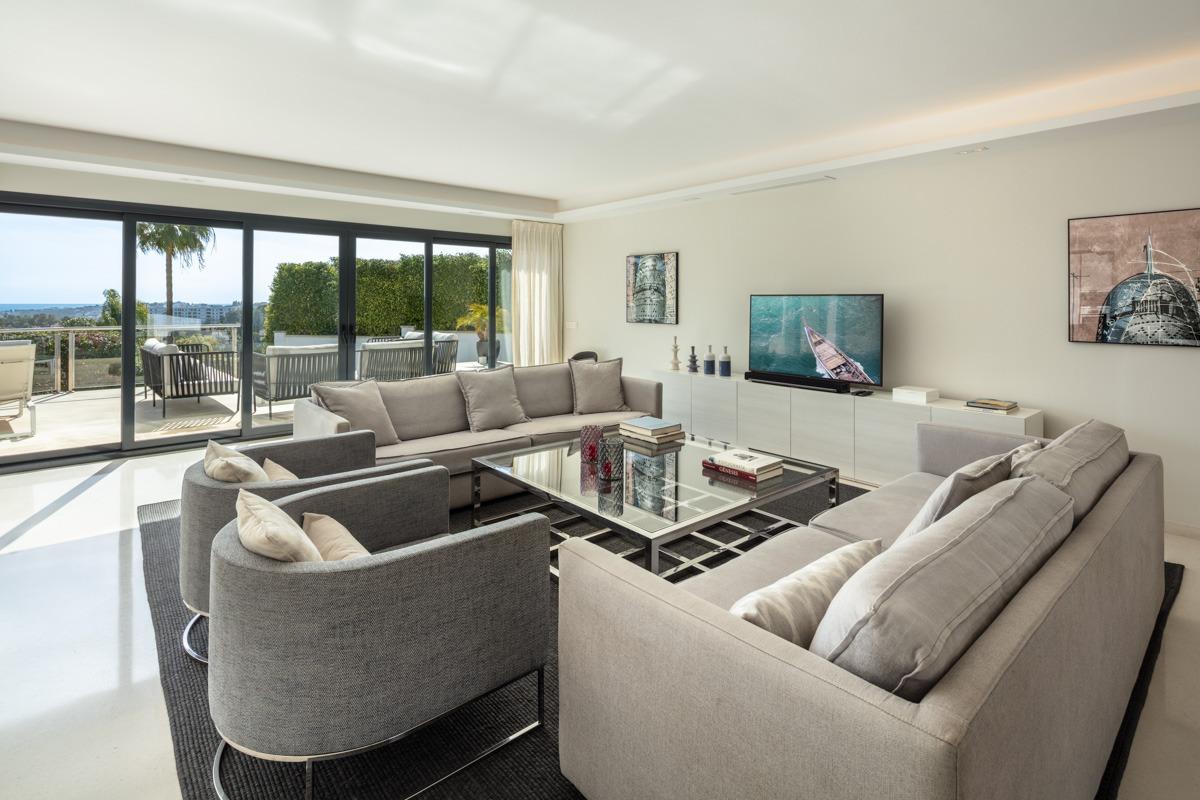 Refurbished villa in Nueva Andalucía, Marbella