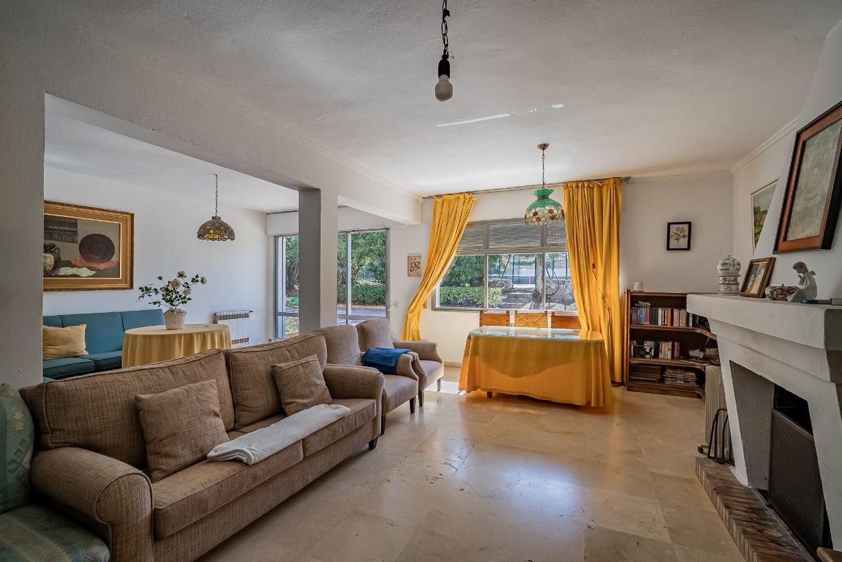 Villa junto a Marbella pueblo