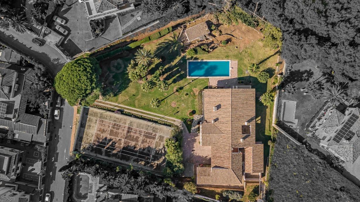 Villa junto a Marbella pueblo