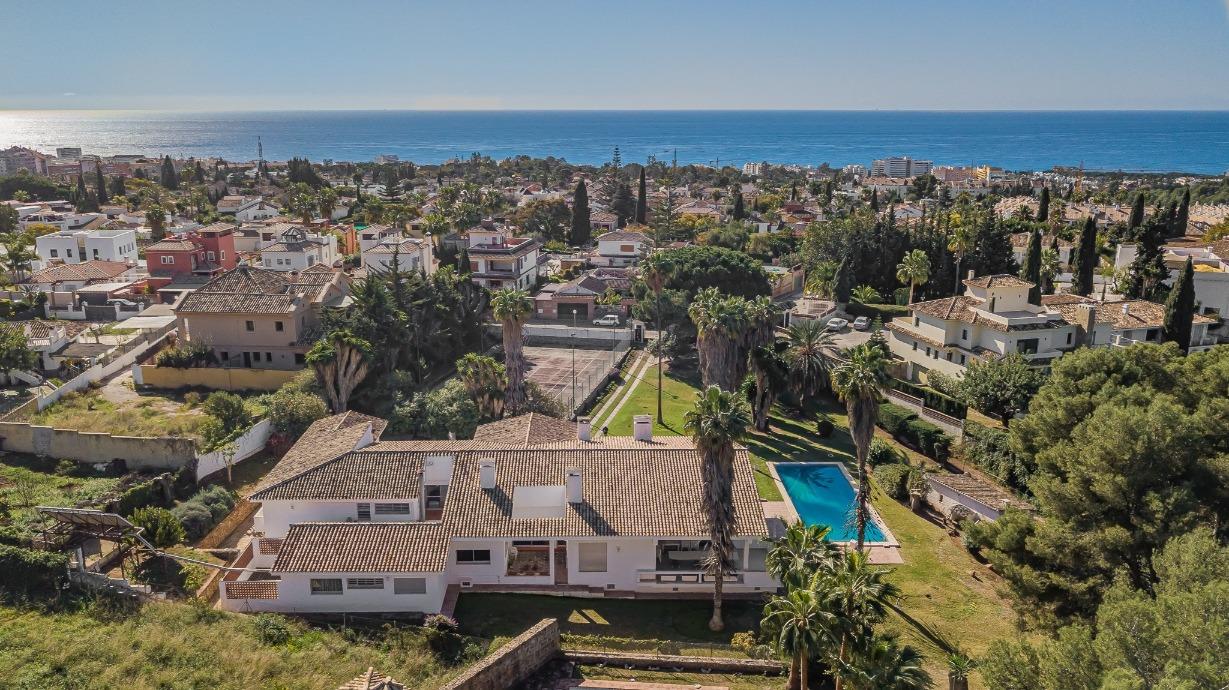 Villa junto a Marbella pueblo