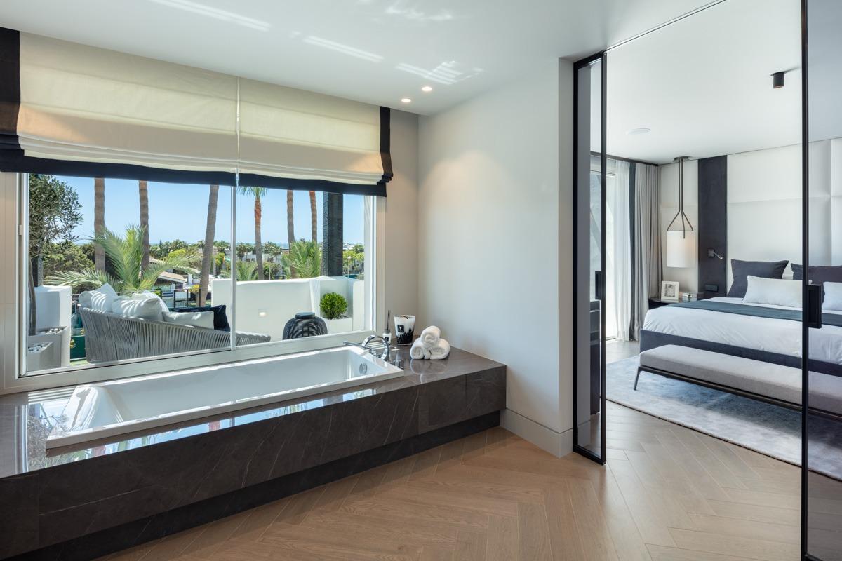 Ático dúplex en la Milla de Oro de Marbella