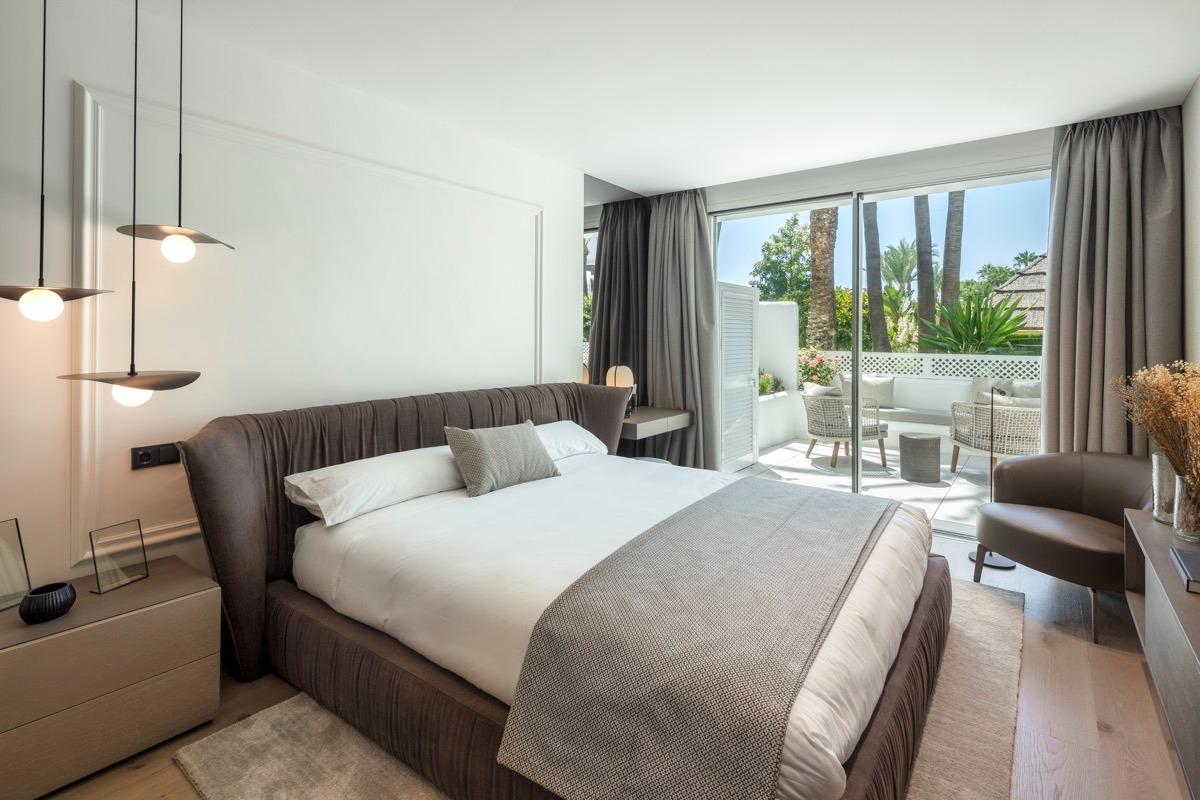 Kürzlich renovierte Erdgeschosswohnung in Golden Mile Marbella