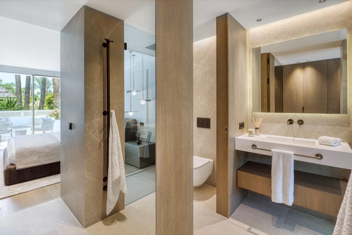 Kürzlich renovierte Erdgeschosswohnung in Golden Mile Marbella