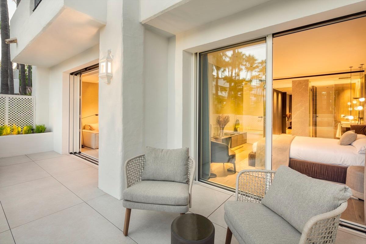 Kürzlich renovierte Erdgeschosswohnung in Golden Mile Marbella