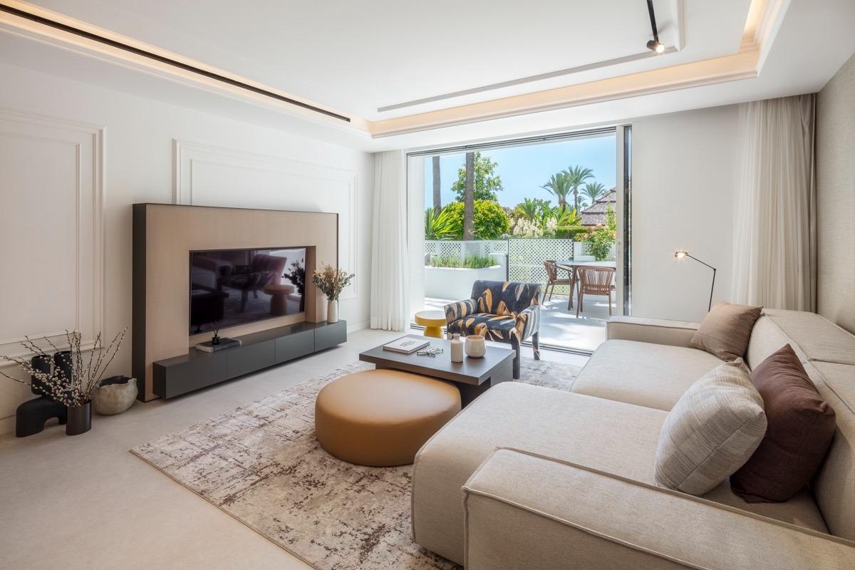 Kürzlich renovierte Erdgeschosswohnung in Golden Mile Marbella
